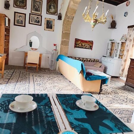 Stam Luxury Traditional House Коскину Экстерьер фото