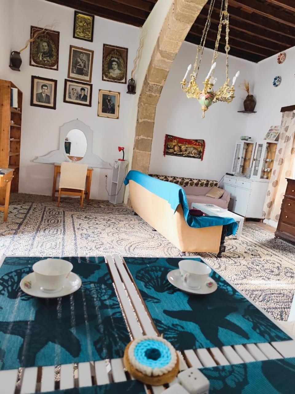 Stam Luxury Traditional House Коскину Экстерьер фото